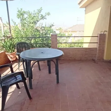 Hébergement de vacances Casa Con Piscina Y Barbacoa A 3 Kilometros De La Alhambra *