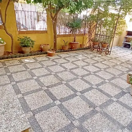 Casa Con Piscina Y Barbacoa A 3 Kilometros De La Alhambra Hébergement de vacances